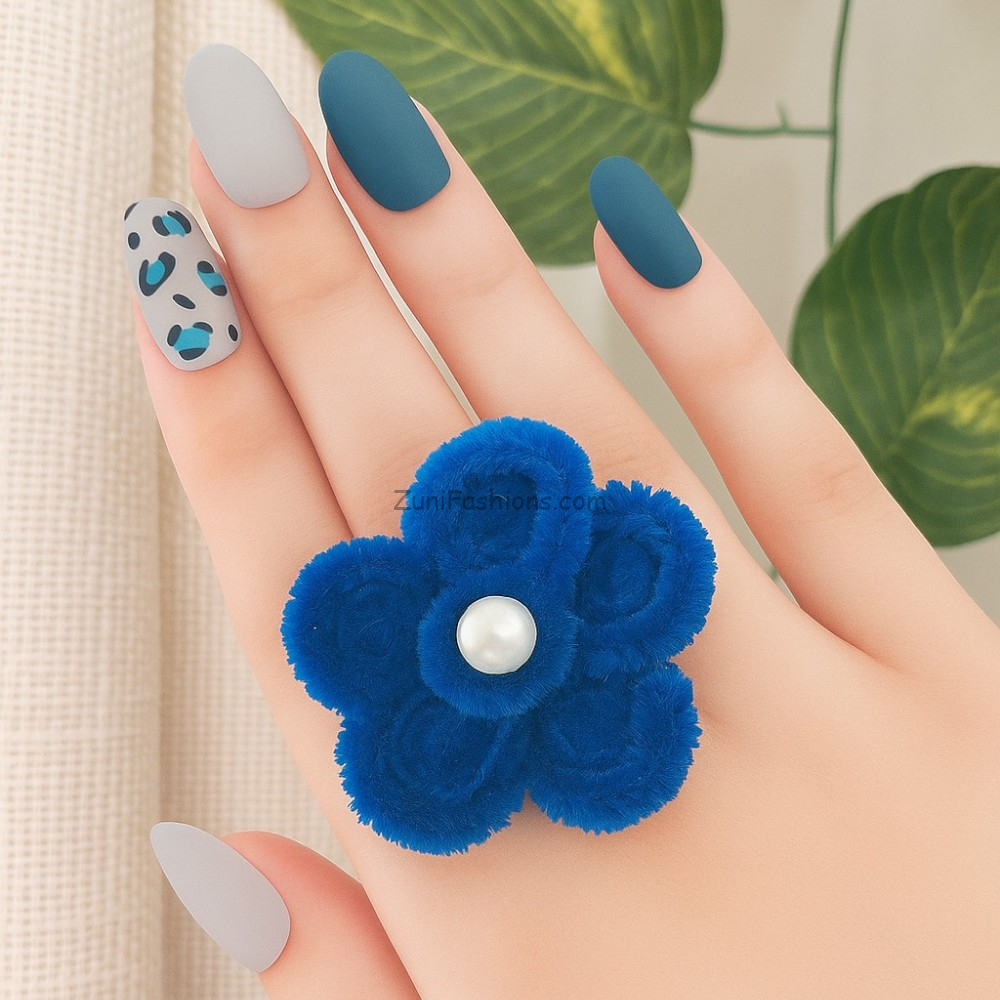 dark blue flower ring